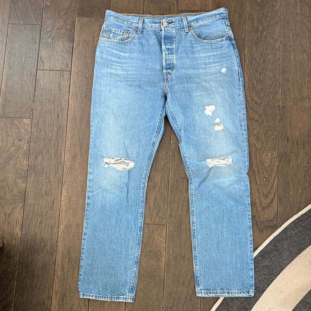 Levi's Women's Blue Straight Leg Jeans